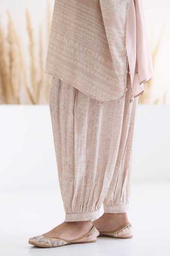 Inej_Pink Cotton, Silk Diamonds, Embroidery V-neck Geometric Kaftan And Salwar Set _at_Aza_Fashions