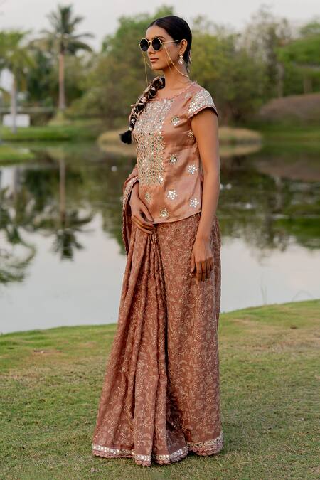 Buy Nikita Vishakha Beige Tissue Embroidery, Floral Jaal Work Pre-draped Saree With Kurta Blouse Online at Aza Fashions Buy_Nikita Vishakha_Beige Tissue Embroidery, Floral Jaal Work Pre-draped Saree With Kurta Blouse _Online_at_Aza_Fashions