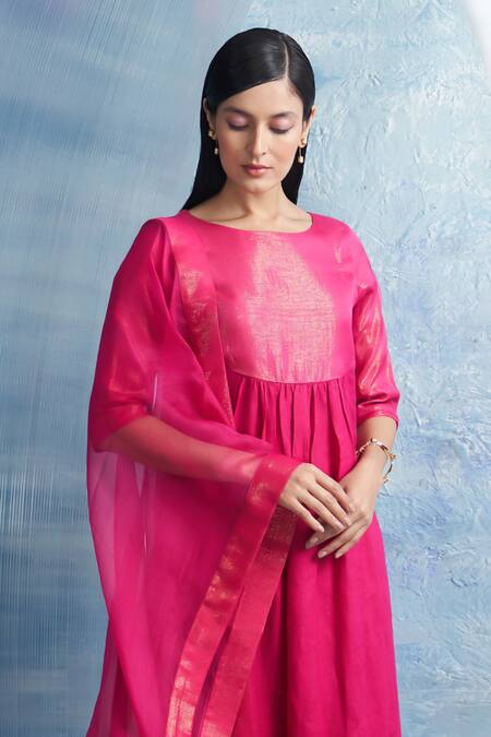 Buy Charkhee Fuchsia Linen, Cotton Satin, Organza Round Neck Stripe Woven Kurta Set Buy_Charkhee_Fuchsia Linen, Cotton Satin, Organza Round Neck Stripe Woven Kurta Set