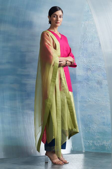 Charkhee_Fuchsia Linen, Cotton Satin, Organza V-neck Colorblock Woven Kurta Set _Online_at_Aza_Fashions