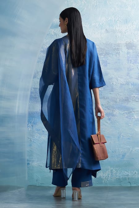 Shop Charkhee Blue Linen, Cotton Satin, Organza V-neck Stripe Woven Kurta Set at Aza Fashions Shop_Charkhee_Blue Linen, Cotton Satin, Organza V-neck Stripe Woven Kurta Set _at_Aza_Fashions
