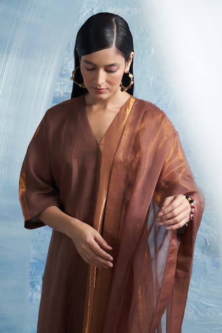 Shop Charkhee Brown Linen, Cotton Satin, Organza V-neck Linear Woven Kurta Pant Set Online at Aza Fashions Shop_Charkhee_Brown Linen, Cotton Satin, Organza V-neck Linear Woven Kurta Pant Set _Online_at_Aza_Fashions