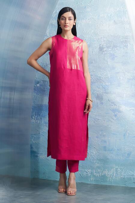Charkhee Fuchsia Linen, Cotton Satin, Organza Round Neck Stripe Placement Woven Kurta Set Online at Aza Fashions Charkhee_Fuchsia Linen, Cotton Satin, Organza Round Neck Stripe Placement Woven Kurta Set _Online_at_Aza_Fashions