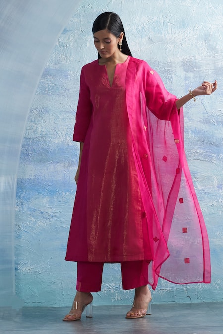 Charkhee Linear Woven Kurta Palazzo Set 