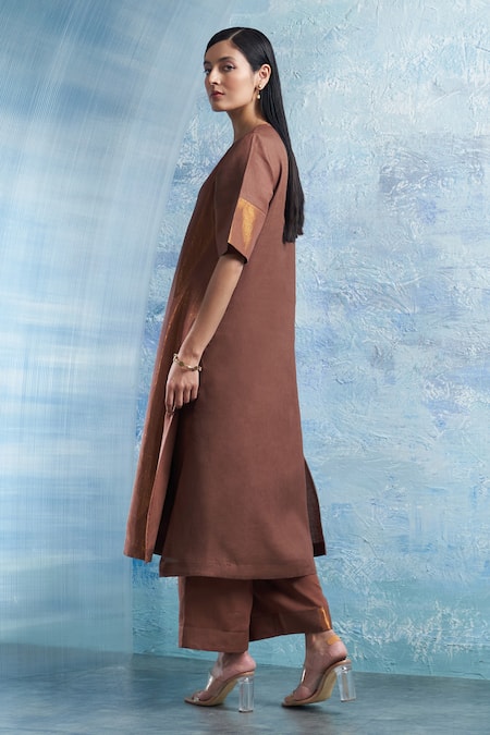 Shop Charkhee Brown Linen, Organza, Cotton Satin Split V-neck Woven A-line Kurta Set at Aza Fashions Shop_Charkhee_Brown Linen, Organza, Cotton Satin Split V-neck Woven A-line Kurta Set _at_Aza_Fashions