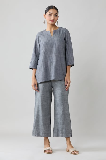 Samyukta Singhania Grey Pure Cotton Solid Notched Pintucked Top And Pant Co-ord Set 