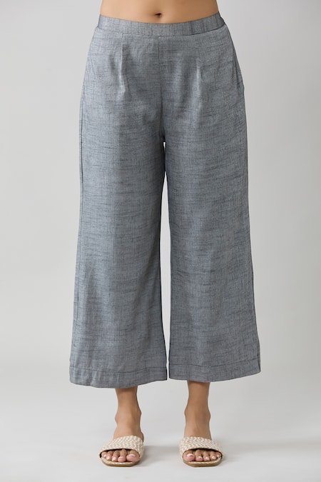 Naintara Bajaj Grey Cotton Split V-neck Pintucked Top And Solid Pant Co-ord Set at Aza Fashions Naintara Bajaj_Grey Cotton Split V-neck Pintucked Top And Solid Pant Co-ord Set _at_Aza_Fashions