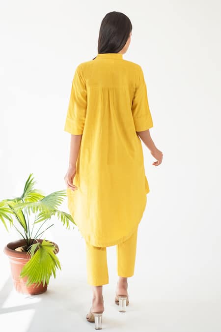Shop_Merakus_Yellow Cotton Collared Plain Curved Hem Tunic And Pant Set _at_Aza_Fashions