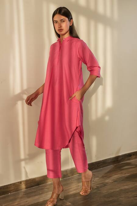 Merakus Pink Cotton Collared Curved Hem Plain Tunic And Pant Set Online at Aza Fashions Merakus_Pink Cotton Collared Curved Hem Plain Tunic And Pant Set _Online_at_Aza_Fashions