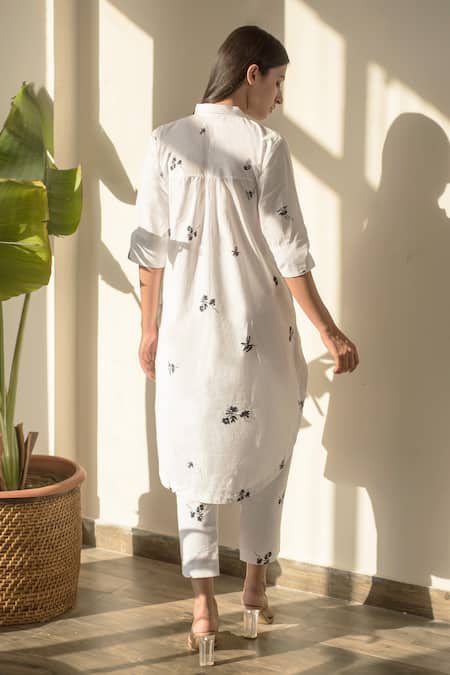 Shop_Merakus_White Cotton Collared Floral Print Tunic And Pant Set _at_Aza_Fashions