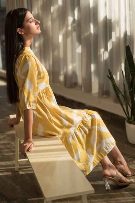 Buy_Merakus_Yellow Cotton Round Neck Floral Print Flared Midi Dress _Online_at_Aza_Fashions