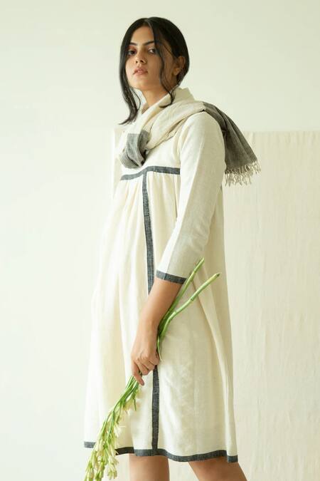 Buy Merakus White Cotton Applique Round Neck Geometric Pattern Gathered Tunic With Culotte Online at Aza Fashions Buy_Merakus_White Cotton Applique Round Neck Geometric Pattern Gathered Tunic With Culotte _Online_at_Aza_Fashions