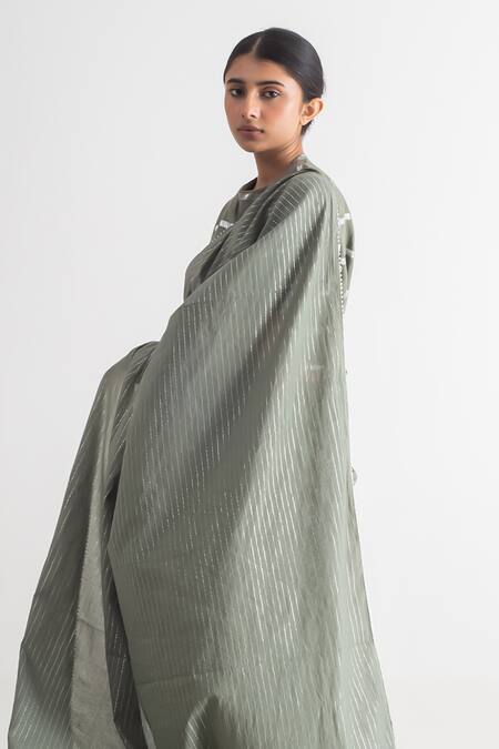 Merakus_Green Cotton Embroidered Zari Saree  _Online_at_Aza_Fashions