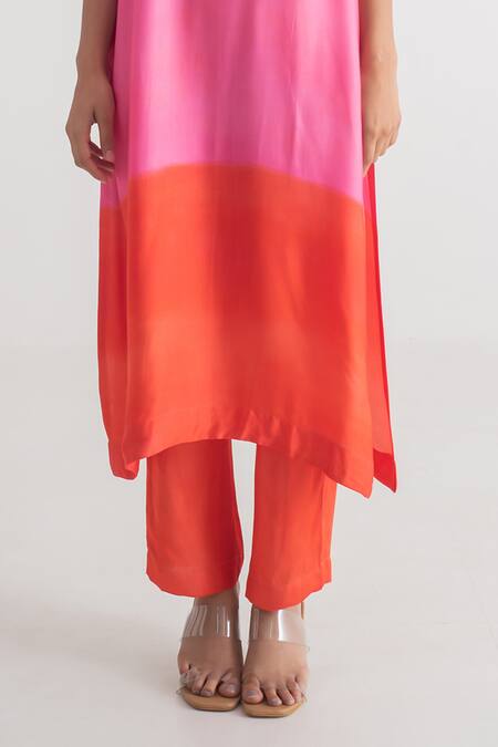 Merakus_Multi Color Modal, Silk Round Neck Ombre Pattern Kurta And Pant Set _Online_at_Aza_Fashions