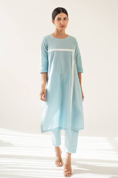 Buy_Merakus_Blue Cotton Applique Round Neck Kurta With Pant _Online_at_Aza_Fashions