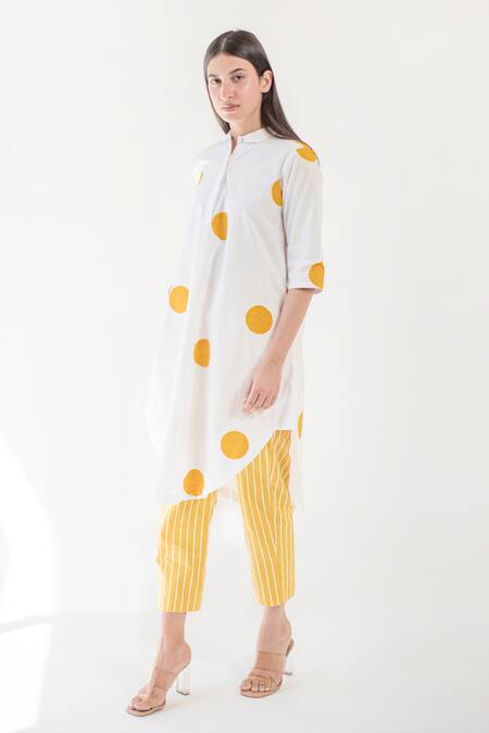 Merakus_White Cotton Collared Polka Dot Print Tunic With Pant _Online_at_Aza_Fashions