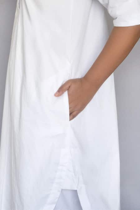 Buy Merakus White Cotton Collared Solid Tunic With Pant Online at Aza Fashions Buy_Merakus_White Cotton Collared Solid Tunic With Pant _Online_at_Aza_Fashions