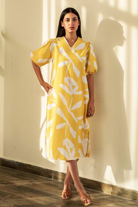 Buy_Merakus_Yellow Cotton V-neck Contrast Floral Print Dress _Online_at_Aza_Fashions