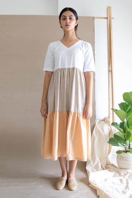 Merakus Multi Color Cotton Plain V Neck Block Tiered Dress 