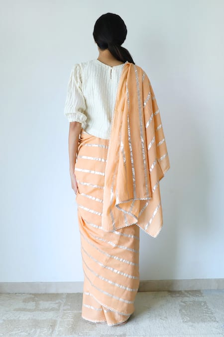 Merakus Zari Stripe Pattern Saree With Blouse 