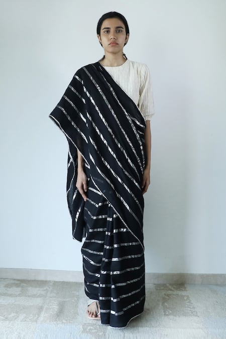 Merakus Black Cotton Stripe Zari Round Neck Pattern Saree With Blouse  