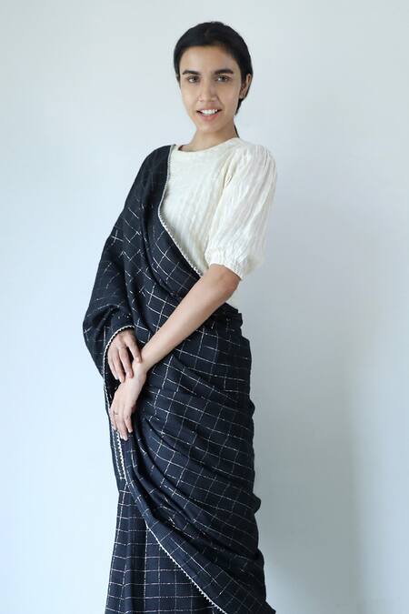 Buy_Merakus_Black Cotton Zari Round Neck Chequered Pattern Saree With Blouse _Online_at_Aza_Fashions