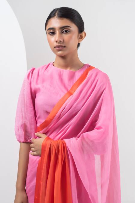 Buy_Merakus_Red Chanderi Silk Round Neck Two Tone Saree With Blouse _Online_at_Aza_Fashions