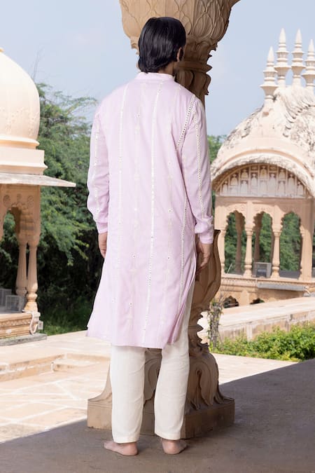 Preevin Mughal Mirror Vine Embroidered Kurta Set 