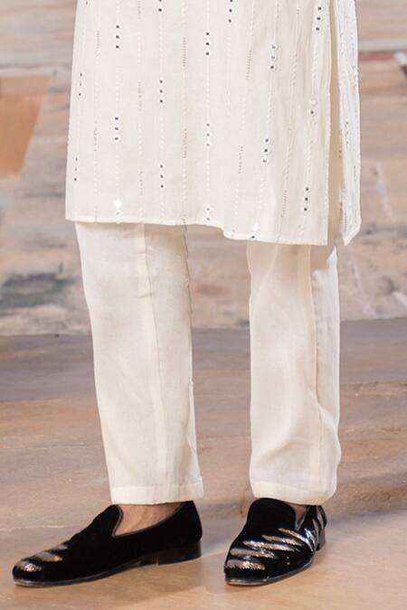 Preevin Off White Cotton Mirrors, Embroidery Quad Vine Kurta Set Online at Aza Fashions Preevin_Off White Cotton Mirrors, Embroidery Quad Vine Kurta Set _Online_at_Aza_Fashions