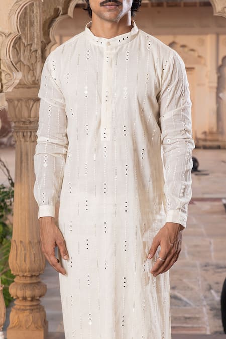 Buy Preevin Off White Cotton Mirrors, Embroidery Quad Vine Kurta Set Online at Aza Fashions Buy_Preevin_Off White Cotton Mirrors, Embroidery Quad Vine Kurta Set _Online_at_Aza_Fashions