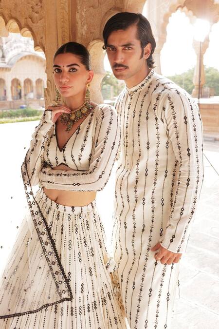 Buy_Preevin_Black Cotton Mirrors, Embroidery Floweret Vine Kurta Set _Online_at_Aza_Fashions