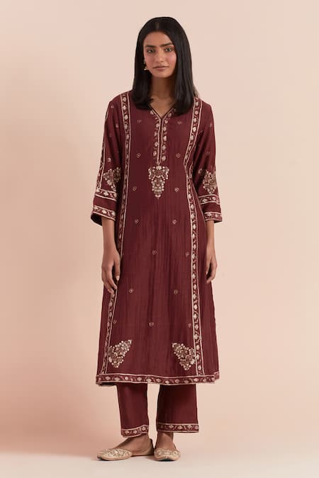 Priya Chaudhary Red Soft Chanderi Block Printed Flower V Kurta And Pant Set 