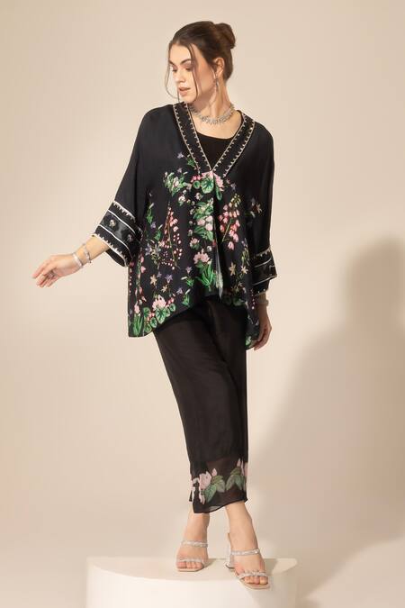 Buy SAKSHI GIRRI Black Silk, Viscose Sequins, Beads Botanical Print Short Kaftan And Pant Set Buy_SAKSHI GIRRI_Black Silk, Viscose Sequins, Beads Botanical Print Short Kaftan And Pant Set