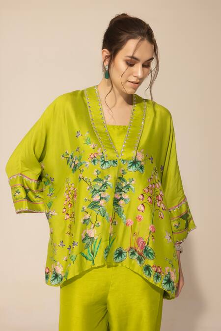 SAKSHI GIRRI Green V-, Round Botanical Printed Kaftan And Pant Set Online at Aza Fashions SAKSHI GIRRI_Green V-, Round Botanical Printed Kaftan And Pant Set_Online_at_Aza_Fashions