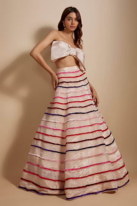 Buy Masumi Mewawalla Peach Tissue, Linen Embroidery Sweetheart Neck Lehenga With Bow Blouse Online at Aza Fashions Buy_Masumi Mewawalla_Peach Tissue, Linen Embroidery Sweetheart Neck Lehenga With Bow Blouse _Online_at_Aza_Fashions