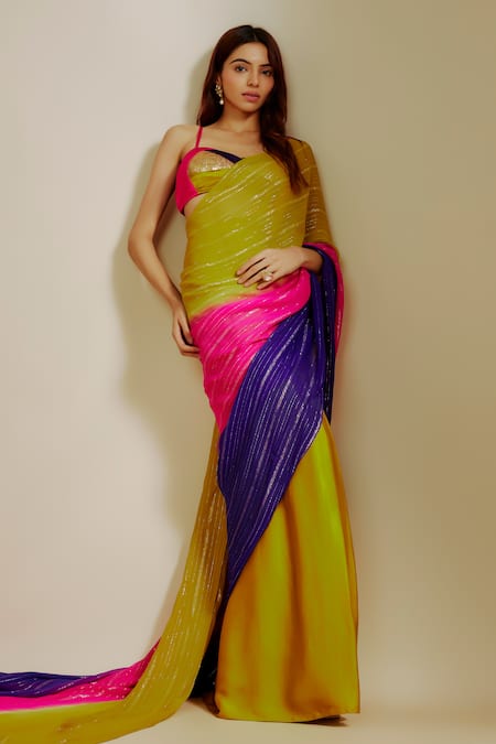 Masumi Mewawalla_Yellow Georgette, Gabardine Embroidery Sweetheart Neck Ombre Saree With Blouse _Online_at_Aza_Fashions