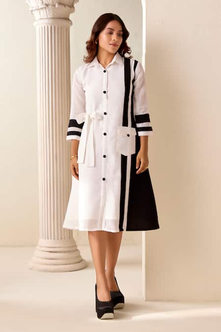 Savaaya White Linen Blend Solid Collar Color Blocked Pattern Dress 