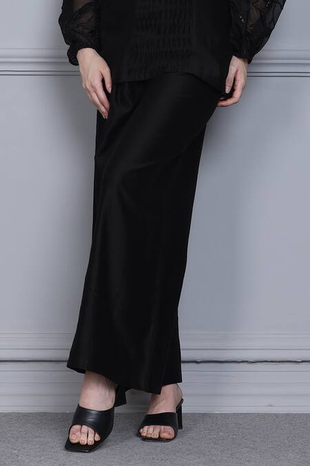 Buy_Midori By Sgv_Black Cotton Silk Chanderi Embroidered Thread Band Floral Sleeve Top With Pant _Online_at_Aza_Fashions