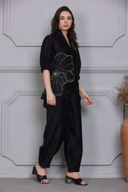 Buy_Midori By Sgv_Black Cotton, Silk, Chanderi Embroidery, Naira Asymmetric Short Kurta With Pant _Online_at_Aza_Fashions