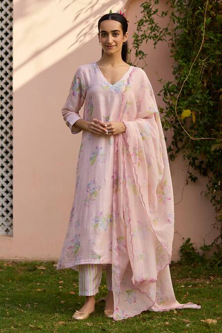 Buy Surmaye Pink Handloom Cotton, Silk Embroidery Dawn Magnolia Floral Print Kurta Pant Set Online at Aza Fashions Buy_Surmaye_Pink Handloom Cotton, Silk Embroidery Dawn Magnolia Floral Print Kurta Pant Set _Online_at_Aza_Fashions