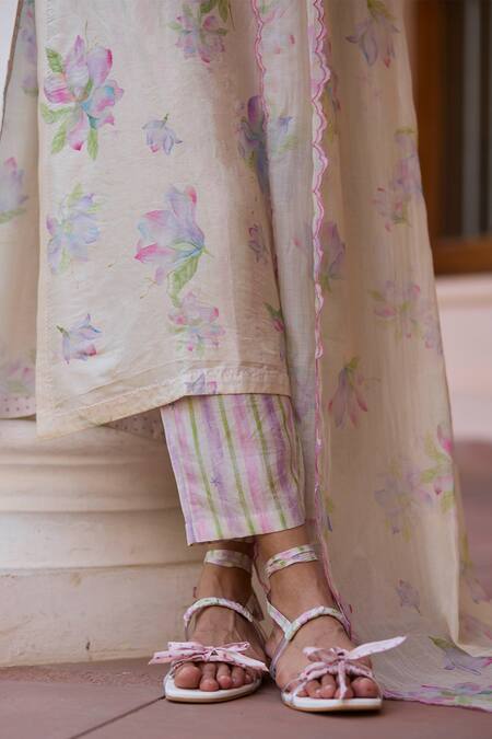 Surmaye Beige Silk V-neck Dawn Magnolia Floral Print Kurta With Pant at Aza Fashions Surmaye_Beige Silk V-neck Dawn Magnolia Floral Print Kurta With Pant _at_Aza_Fashions