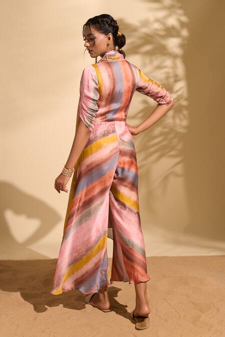Buy Whimsical By Shica X AZA Pink Organza, Satin V-neck Stroke Print Stole Jumpsuit Online at Aza Fashions Buy_Whimsical By Shica X AZA_Pink Organza, Satin V-neck Stroke Print Stole Jumpsuit _Online_at_Aza_Fashions