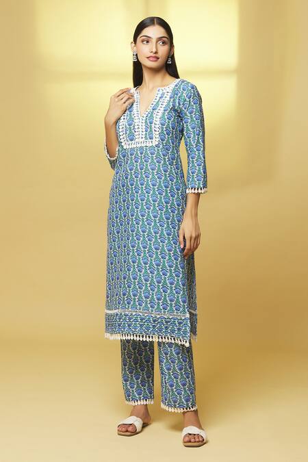 Buy Kalakaari By Sagarika Blue Cotton Lace Split V-neck Tulip Bloom Print Kurta With Pant Online at Aza Fashions Buy_Kalakaari By Sagarika_Blue Cotton Lace Split V-neck Tulip Bloom Print Kurta With Pant _Online_at_Aza_Fashions