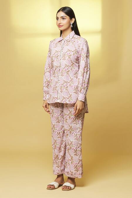 Kalakaari By Sagarika Pink Cotton Lace Collared Floral Bloom Print Tunic With Pant Online at Aza Fashions Kalakaari By Sagarika_Pink Cotton Lace Collared Floral Bloom Print Tunic With Pant _Online_at_Aza_Fashions
