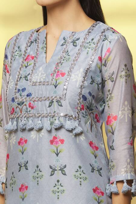 Shop Kalakaari By Sagarika Grey Chanderi Tassels, Mirrors Split V-neck Flower Bloom Print Kurta With Pant Online at Aza Fashions Shop_Kalakaari By Sagarika_Grey Chanderi Tassels, Mirrors Split V-neck Flower Bloom Print Kurta With Pant _Online_at_Aza_Fashions