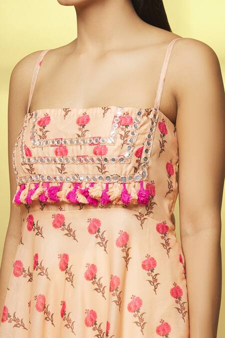 Buy Kalakaari By Sagarika Peach Chanderi Tassels, Mirrors Square Neck Flower Bouquet Print Gown Online at Aza Fashions Buy_Kalakaari By Sagarika_Peach Chanderi Tassels, Mirrors Square Neck Flower Bouquet Print Gown _Online_at_Aza_Fashions