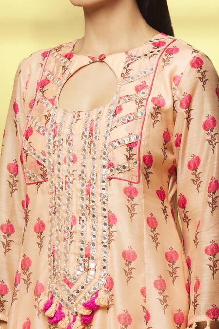 Shop Kalakaari By Sagarika Peach Chanderi Tassels, Mirrors Round Neck Blooming Flower Print Kurta With Pant Online at Aza Fashions Shop_Kalakaari By Sagarika_Peach Chanderi Tassels, Mirrors Round Neck Blooming Flower Print Kurta With Pant _Online_at_Aza_Fashions