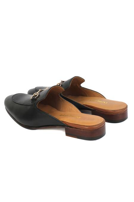 Buy_Ivrah_Black Robert Argentine Cow Crust Leather Mules_Online_at_Aza_Fashions