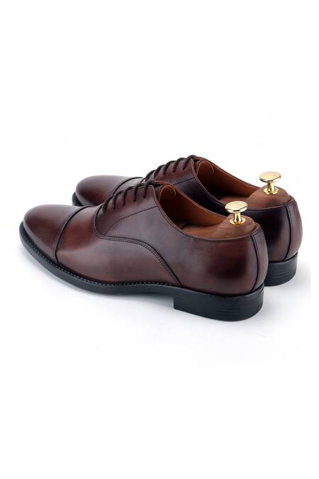 Buy_Ivrah_Brown Leather Lace Up Shoes_Online_at_Aza_Fashions