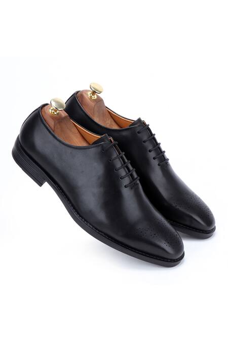 Shop_Ivrah_Black Duke Lace Up Cutwork Shoes _at_Aza_Fashions